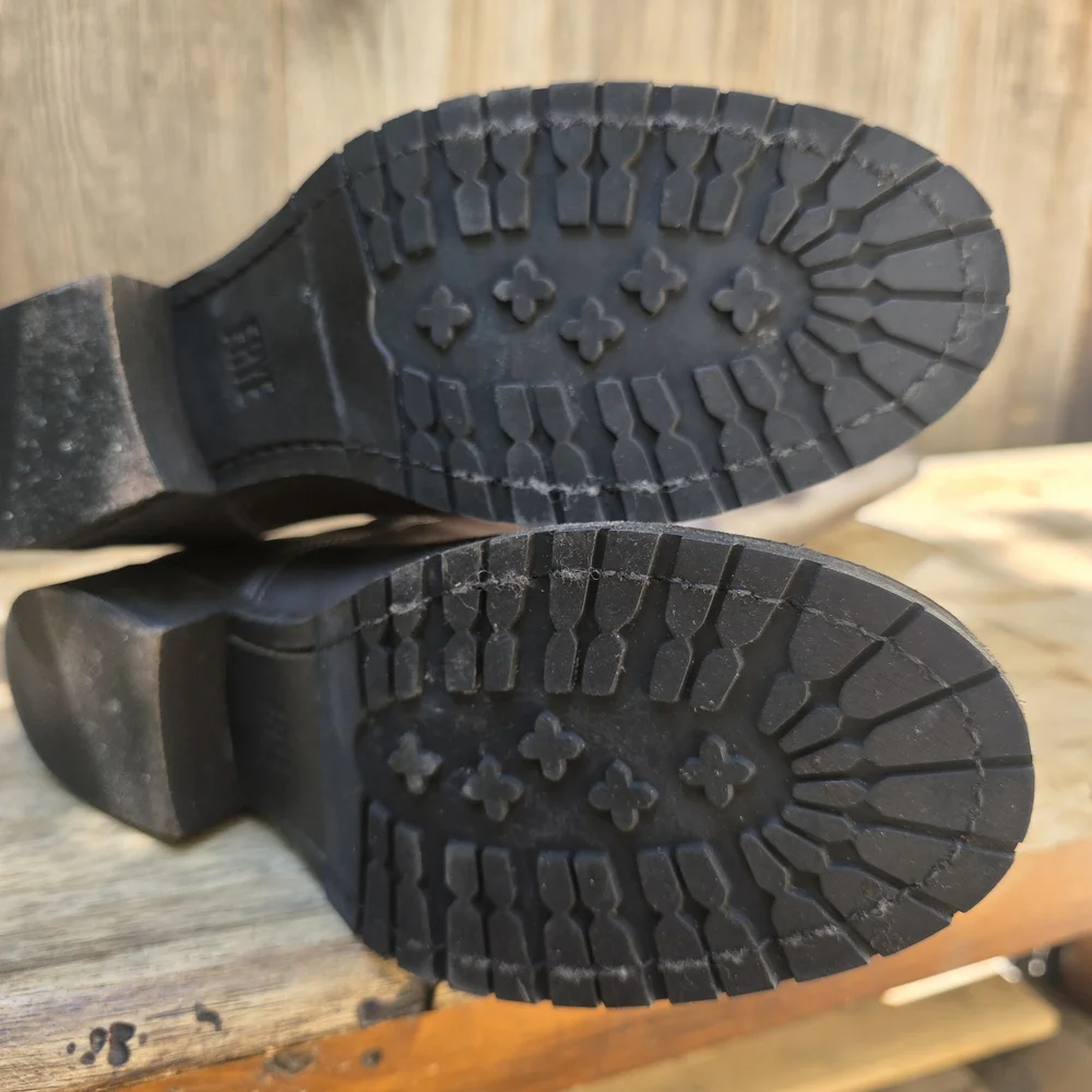 Frye brown distressed
